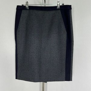🔹 J. Crew No. 2 Pencil Skirt